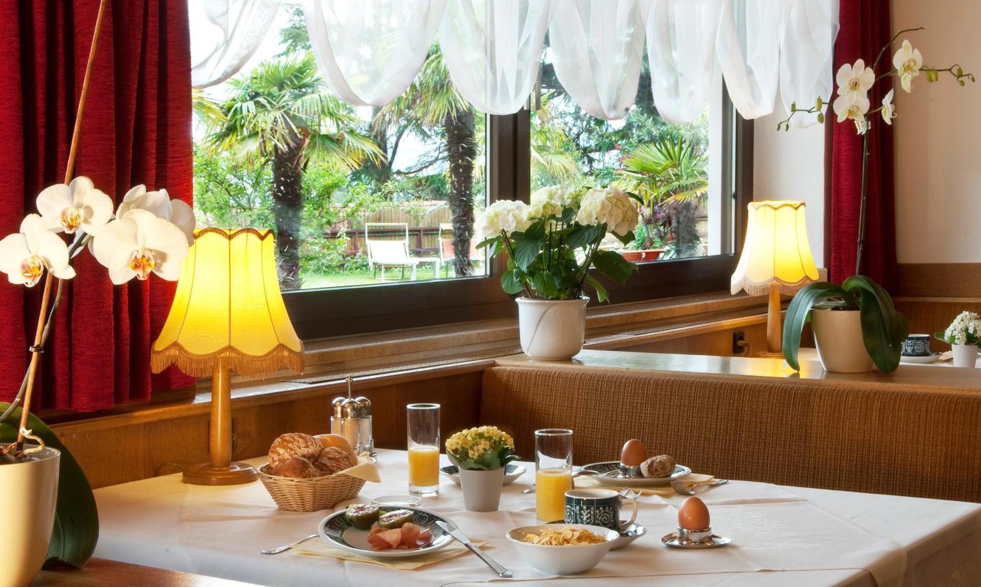 Hotel Appartement Inge Tirolo Luaran gambar
