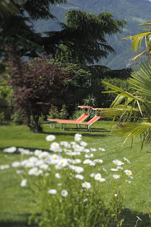 Hotel Appartement Inge Tirolo Luaran gambar