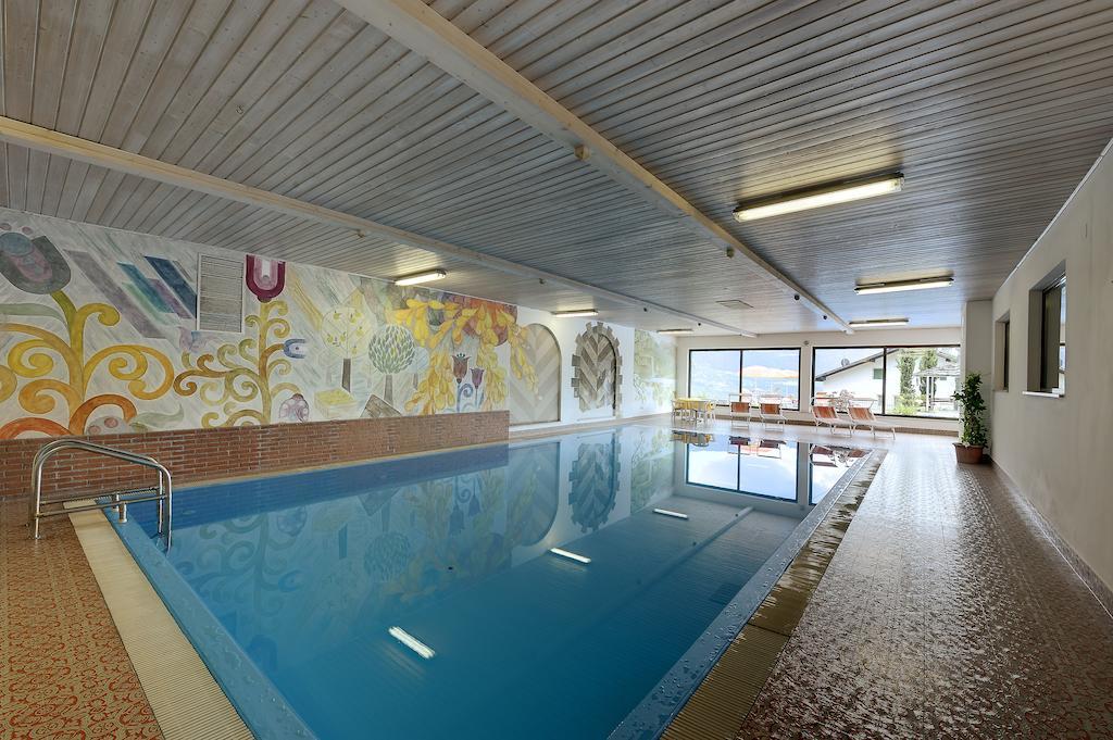 Hotel Appartement Inge Tirolo Luaran gambar
