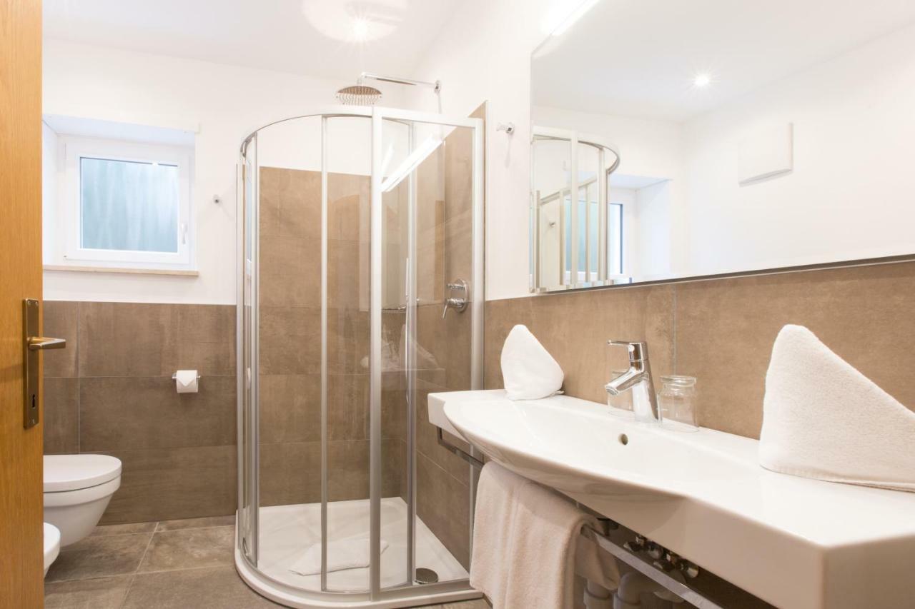 Hotel Appartement Inge Tirolo Luaran gambar