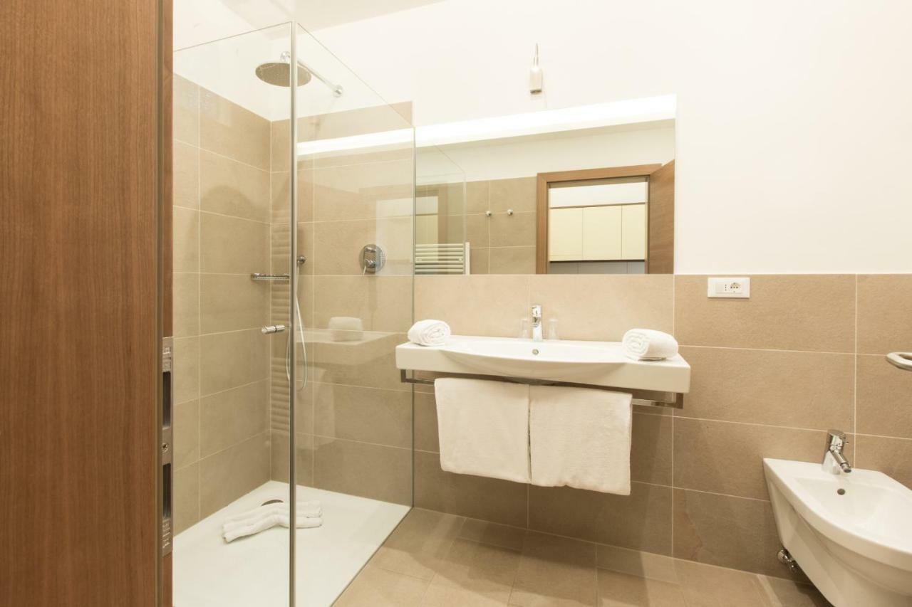 Hotel Appartement Inge Tirolo Luaran gambar